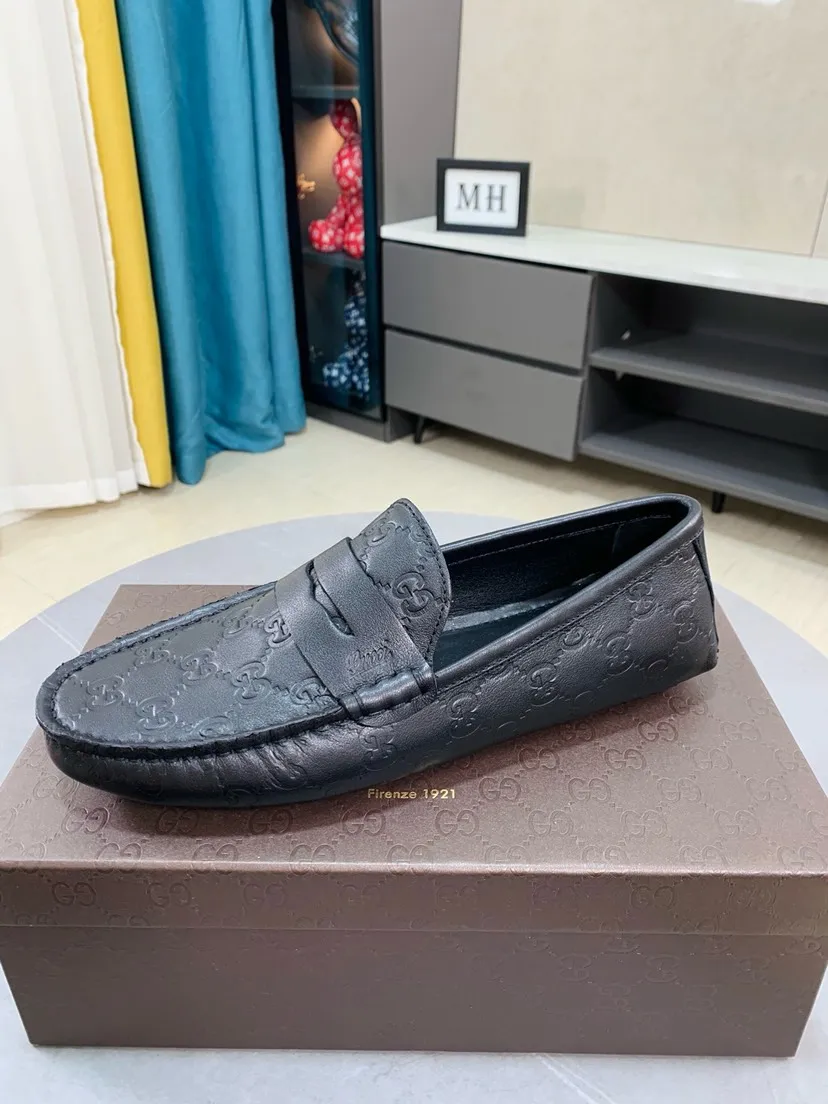 Men's men's shoes 💰458🌹🌹 Comes with packaging [GUCCI Gucci] original men's casual beanie shoes, original Italian imported special material cowhide embossing➕real first-layer sheepskin lining; equipped with precision stitching to highlight low-key luxury. The comfortable sole design maximizes the comfort and anti-slip properties of the shoe. The shoe shape is dignified and the low-key charm is not concealed! Natural and free new urbanism, code number: 38-44